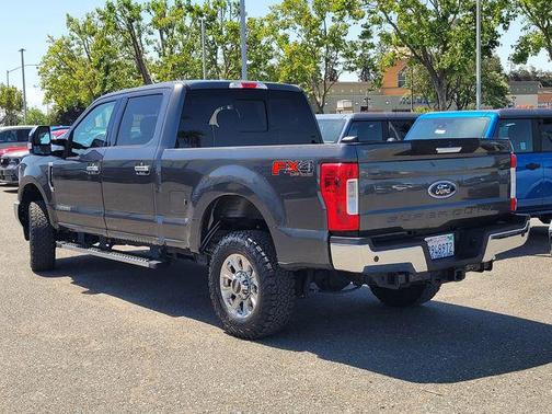 Magnetic Metallic 2019 Ford F-250 XLT