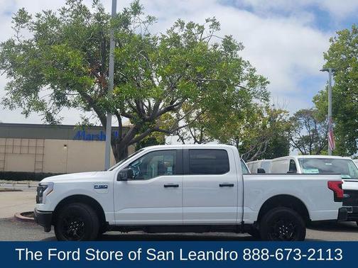 2025 Ford F-150 Lightning Pro