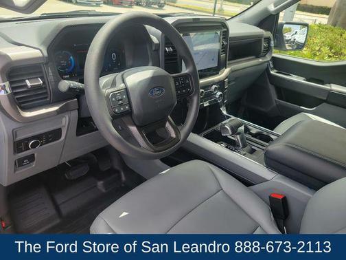 2025 Ford F-150 Lightning Pro
