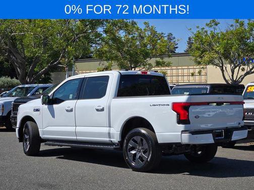 2025 Ford F-150 Lightning LARIAT