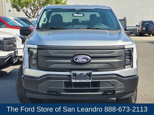2025 Ford F-150 Lightning Pro