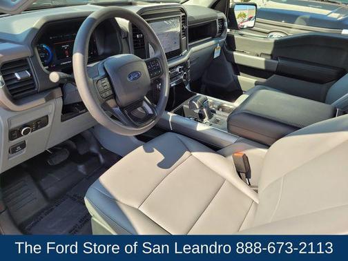 2025 Ford F-150 Lightning Pro