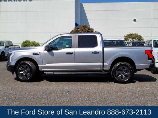 2025 Ford F-150 Lightning Pro