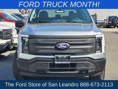 2025 Ford F-150 Lightning Pro