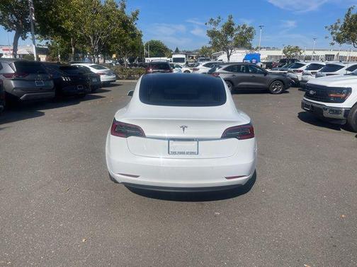 2018 Tesla Model 3 Standard
