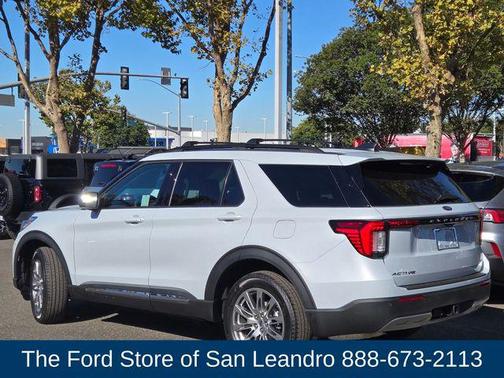 2025 Ford Explorer Active