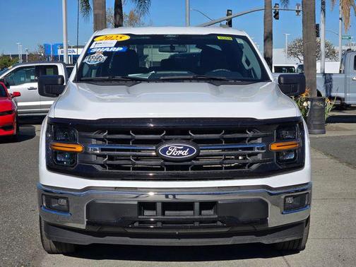 Oxford White 2025 Ford F-150 XLT