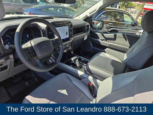 2024 Ford F-150 Lightning Pro