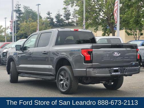 2025 Ford F-150 Lightning Flash