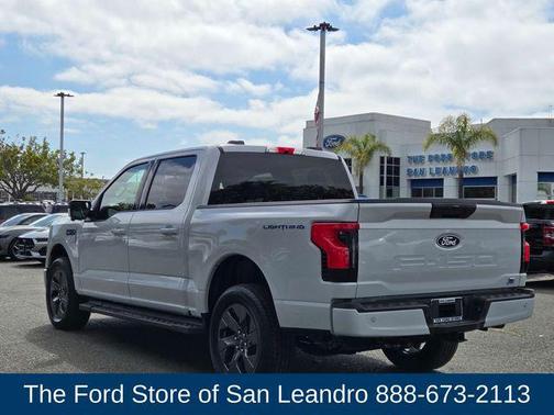 2025 Ford F-150 Lightning Flash