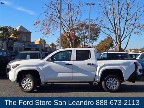 2025 Toyota Tacoma SR