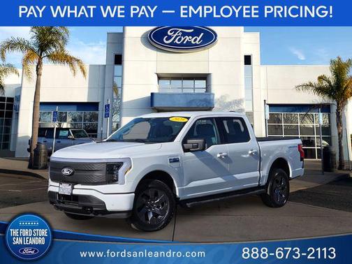 Oxford White 2025 Ford F-150 Lightning Flash