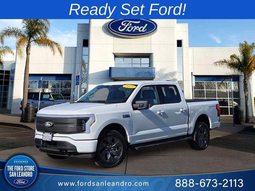2025 Ford F-150 Lightning Flash