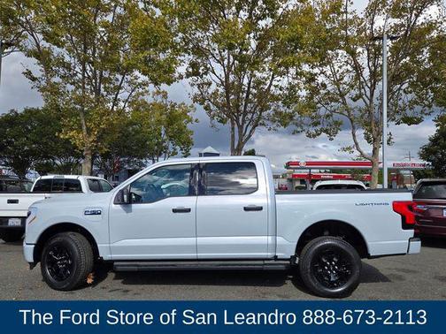 2025 Ford F-150 Lightning XLT