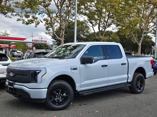 2025 Ford F-150 Lightning XLT
