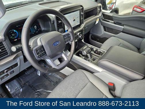 2025 Ford F-150 Lightning XLT