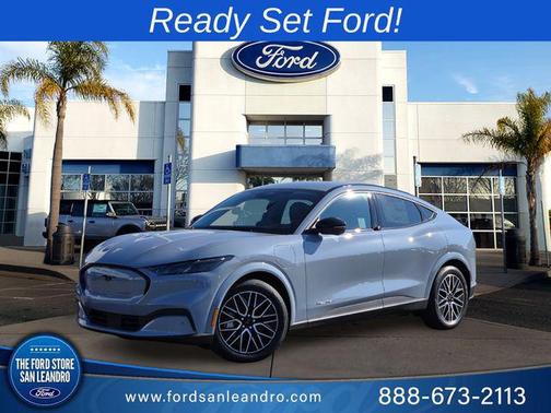 2025 Ford Mustang Mach-E Premium