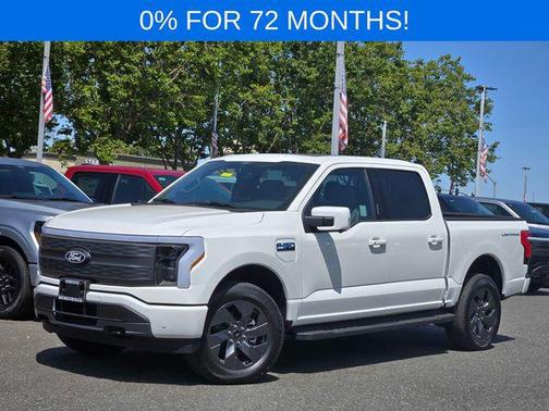 2025 Ford F-150 Lightning LARIAT