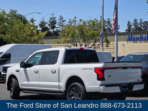 2025 Ford F-150 Lightning LARIAT