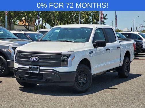 2025 Ford F-150 Lightning Pro