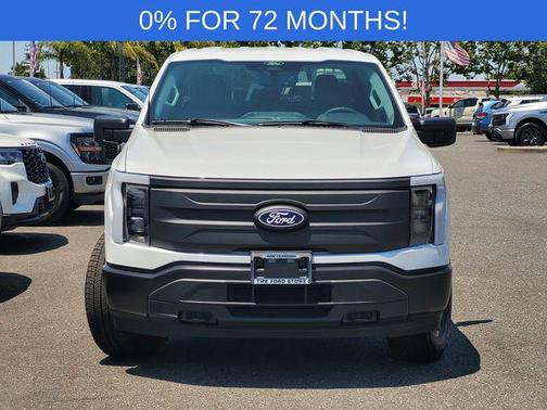 2025 Ford F-150 Lightning Pro