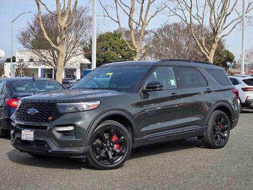 2023 Ford Explorer ST