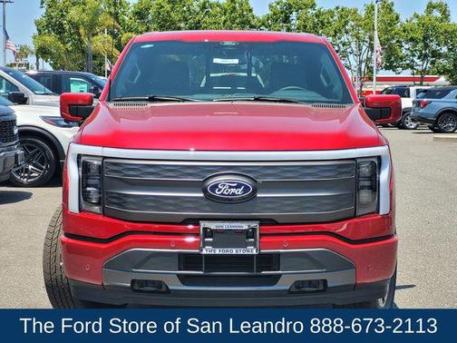 2025 Ford F-150 Lightning LARIAT