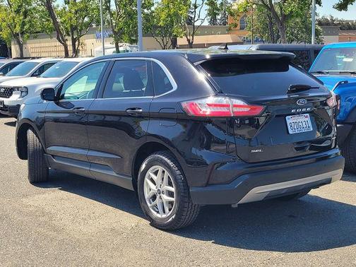 Agate Black Metallic 2021 Ford Edge SEL