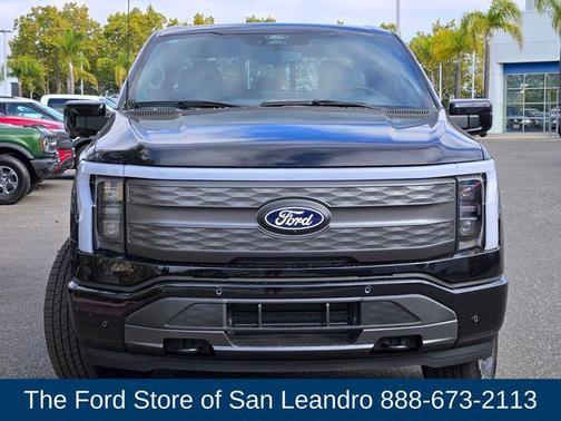 2025 Ford F-150 Lightning LARIAT