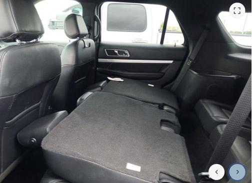 Ruby Red Metallic Tinted Clearcoat 2017 Ford Explorer XLT