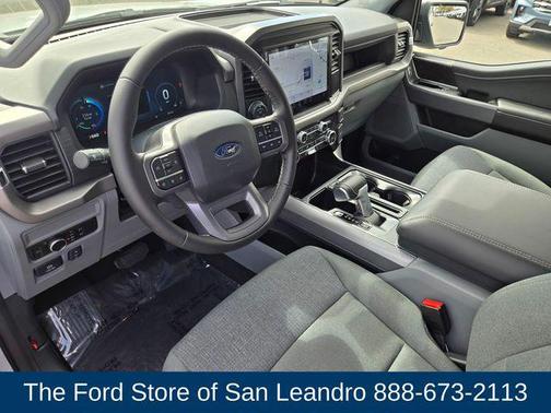 2025 Ford F-150 Lightning XLT