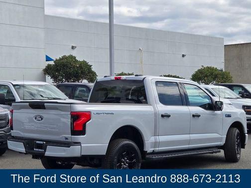 2025 Ford F-150 Lightning XLT
