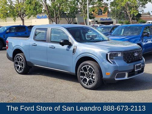 Azure Gray Metallic Tri-Coat 2026 Ford Maverick Lariat