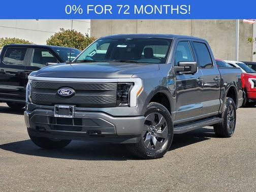 2025 Ford F-150 Lightning Flash