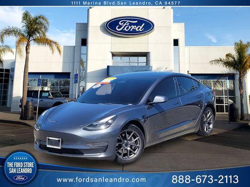 Midnight Silver Metallic 2022 Tesla Model 3 Long Range