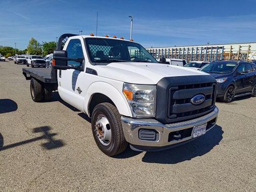 Oxford White 2016 Ford F-350 XL