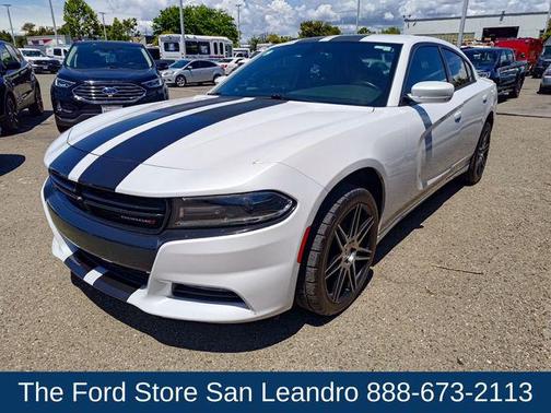Ivory Tri-Coat Pearl 2015 Dodge Charger SXT