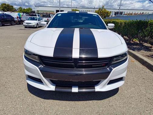 Ivory Tri-Coat Pearl 2015 Dodge Charger SXT