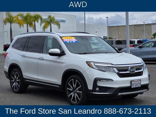 Platinum White Pearl 2020 Honda Pilot Touring 8-Passenger