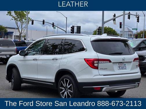 Platinum White Pearl 2020 Honda Pilot Touring 8-Passenger