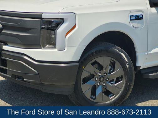 2025 Ford F-150 Lightning Pro