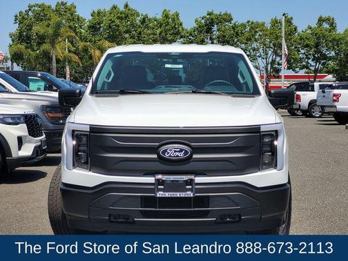 2025 Ford F-150 Lightning Pro
