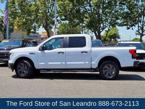 2025 Ford F-150 Lightning Pro
