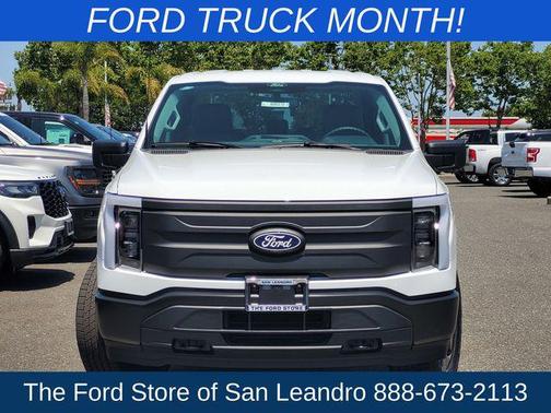 2025 Ford F-150 Lightning Pro