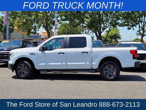 2025 Ford F-150 Lightning Pro