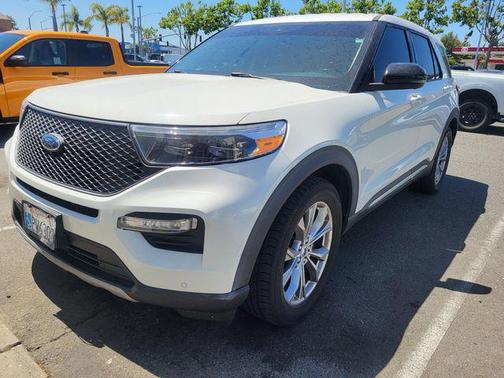 Star White Metallic Tri-Coat 2021 Ford Explorer Limited