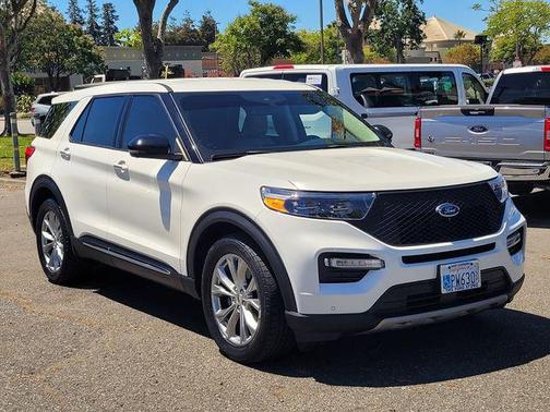 Star White Metallic Tri-Coat 2021 Ford Explorer Limited