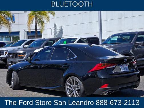 Obsidian 2017 Lexus IS 200t Base