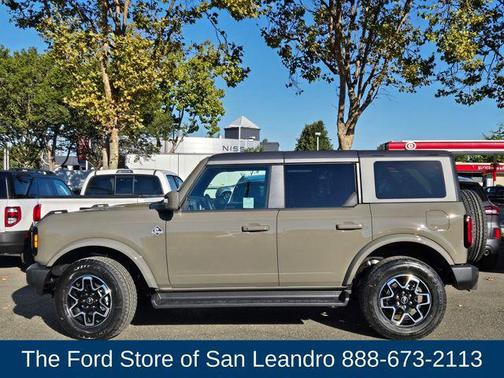 2025 Ford Bronco Outer Banks