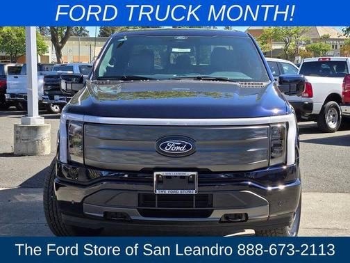 2025 Ford F-150 Lightning LARIAT